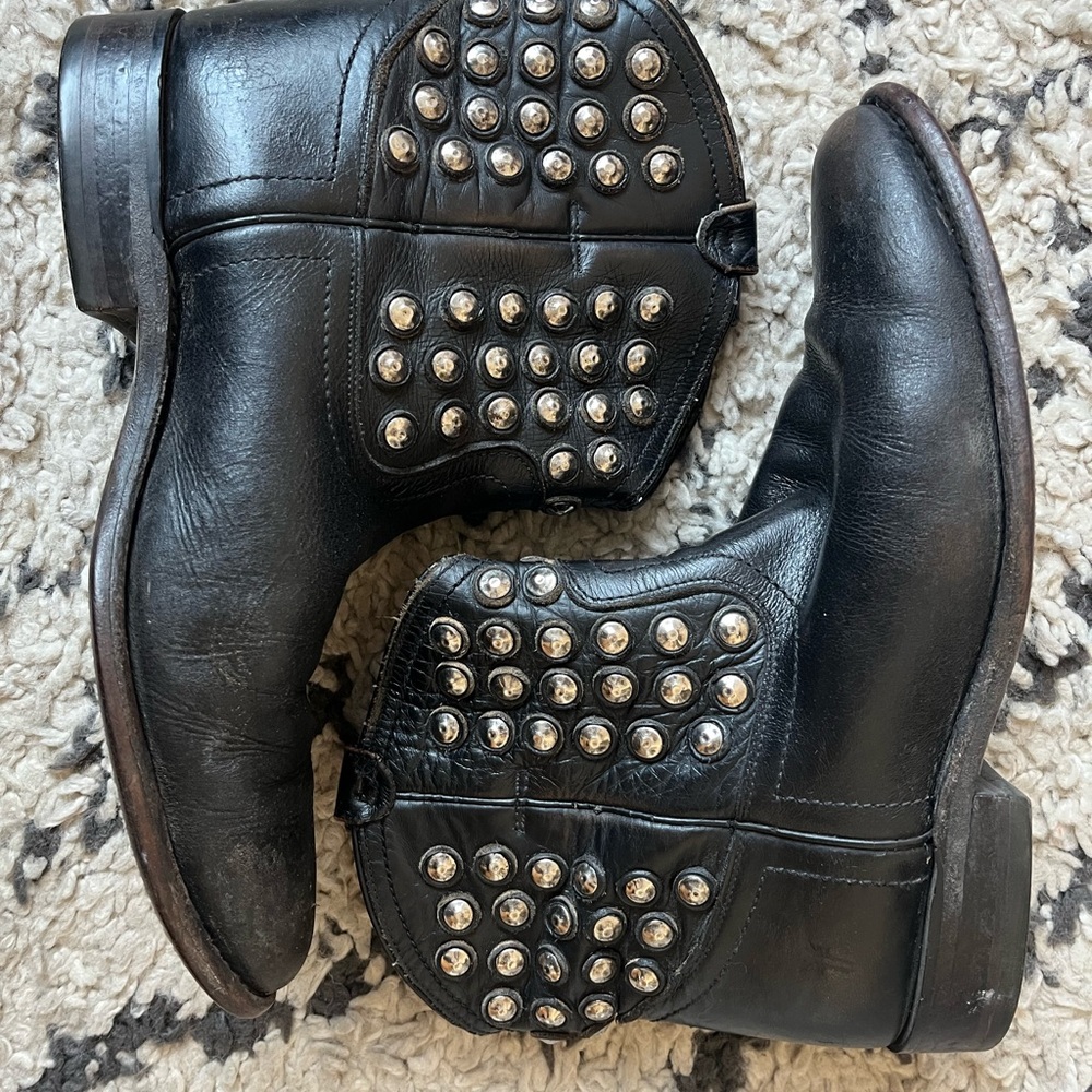Frye Billy Studded Cowboy Booties- size 9